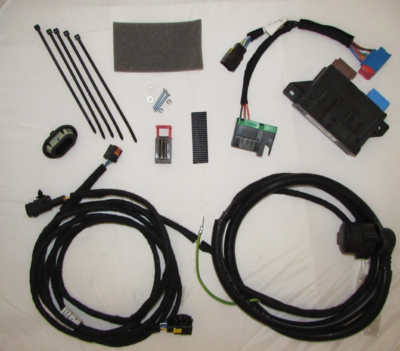 Peugeot 3008 2016-2020 13 Track Tow Bar Wiring Harness | 1617296380