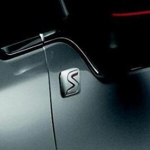Peugeot 208 2012-2019 Lateral Badges For Front Doors Chrome And Aluminium With Red Stripe 16077546 80