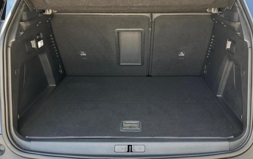 Peugeot 3008 2024-Present False Floor