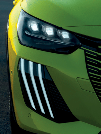 PEUGEOT 208 HYBRID DETAIL 1 D