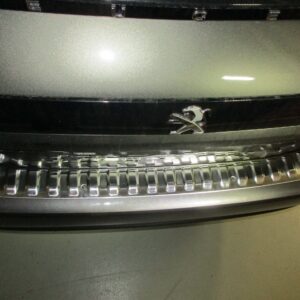 Seuil de coffre inox 1 scaled 1.jpg